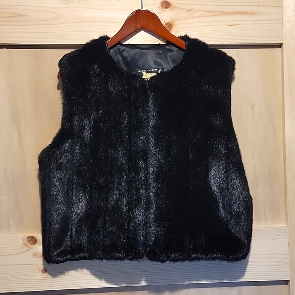 Vintage Donna Salyers' Fabulous Furs Medium Vest